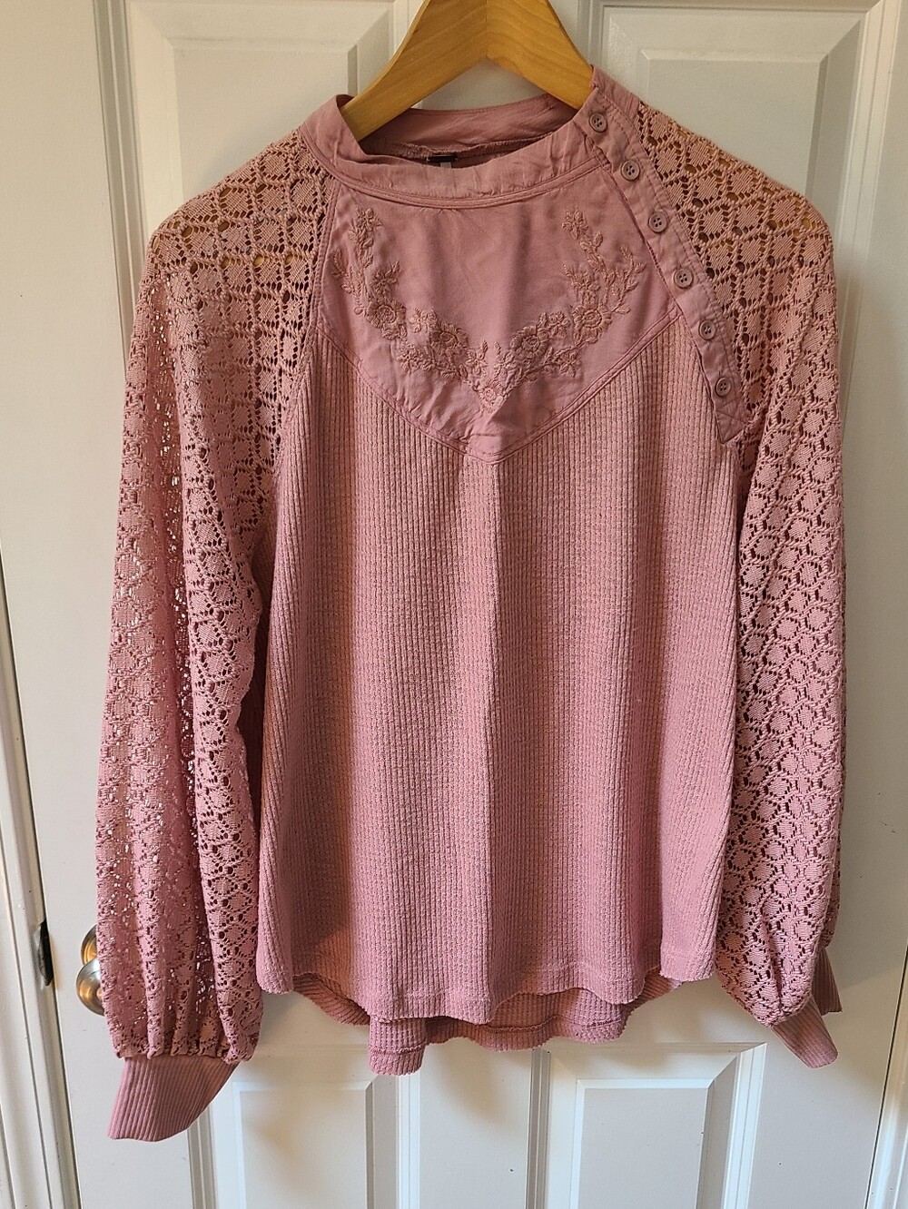 Free People Sweetest Thing Lace Sleeve Embroidered Thermal Top Med